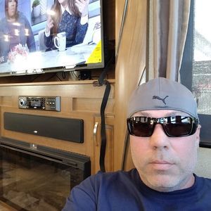 Meet your Posher, Bruce